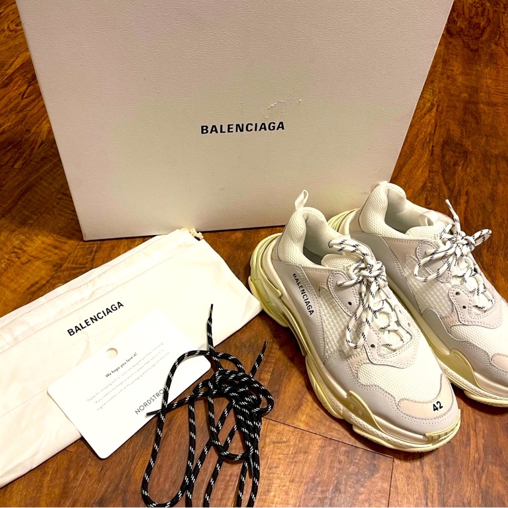 Balenciaga Tripple S sneakers